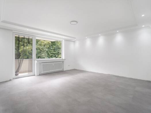 Wohnung zum Kauf 324.500 € 3 Zimmer 76 m² 3 Geschosse frei ab sofort Unterbach Stadtbezirk 8 40627
