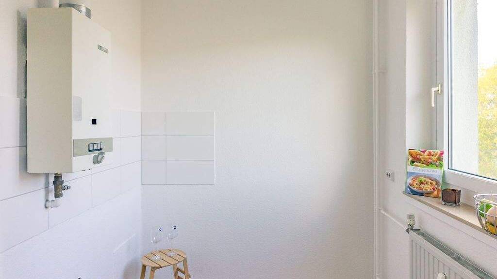 Wohnung zur Miete 221 € 2 Zimmer 44,6 m² 8. Geschoss frei ab 01.04.2026 C.-v.-Ossietzky-Str. 238 Gablenz Chemnitz 09127