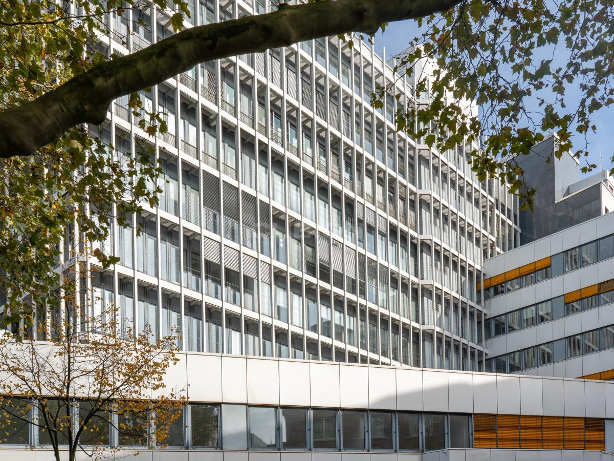 Büro-/Praxisfläche zur Miete provisionsfrei 11,50 € 300 m²<br/>Bürofläche ab 300 m²<br/>Teilbarkeit Lindenallee 6-8 Stadtkern Essen 45127