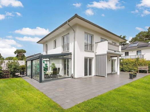 Haus zum Kauf provisionsfrei 1.395.000 € 5 Zimmer 209 m² 820 m² Grundstück frei ab sofort Groß Glienicke Potsdam 14467