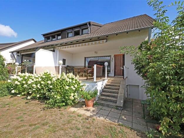Doppelhaushälfte zum Kauf 299.000 € 4 Zimmer 106,4 m² 333 m² Grundstück frei ab sofort Neuforweiler Saarlouis 66333
