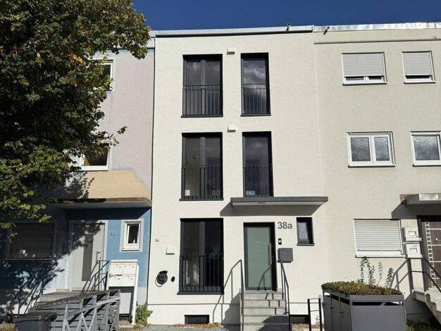 Reihenmittelhaus zur Miete 3.250 € 6 Zimmer 160 m² 160 m² Grundstück Rankackerweg 38A Haslach Freiburg im Breisgau 79114