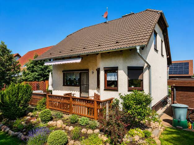 Einfamilienhaus zum Kauf 369.000 € 5 Zimmer 121 m² 384 m² Grundstück frei ab 01.03.2027 Zwintschöna 06184