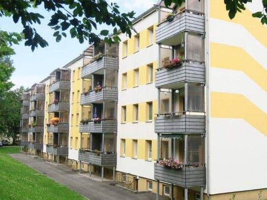 Wohnung zur Miete nur mit Wohnberechtigungsschein 327 € 4 Zimmer 70 m² EG frei ab sofort Franz-Petrich-Straße 60d Innenstadt Gera 07546