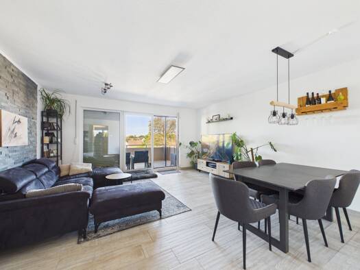 Wohnung zur Miete 1.190 € 3 Zimmer 85 m² Geschoss 2/4 frei ab 01.11.2026 Feucht Feucht 90537