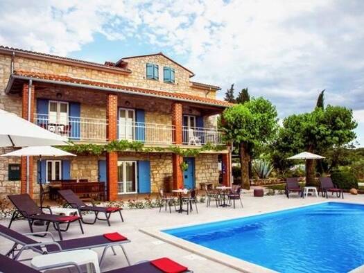 Einfamilienhaus zum Kauf 1.400.000 € 8 Zimmer 550 m² 22.000 m² Grundstück Porec 52440