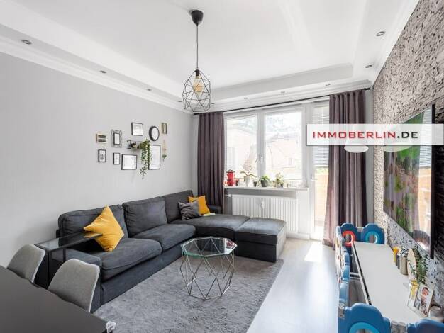 Wohnung zum Kauf 349.000 € 3 Zimmer 77 m² 2. Geschoss Lichtenrade Tempelhof-Schöneberg 12309