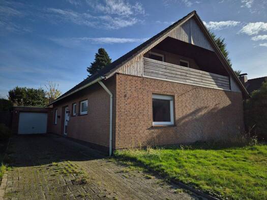 Einfamilienhaus zur Miete 950 € 5 Zimmer 108 m² 800 m² Grundstück Westerstede 26655