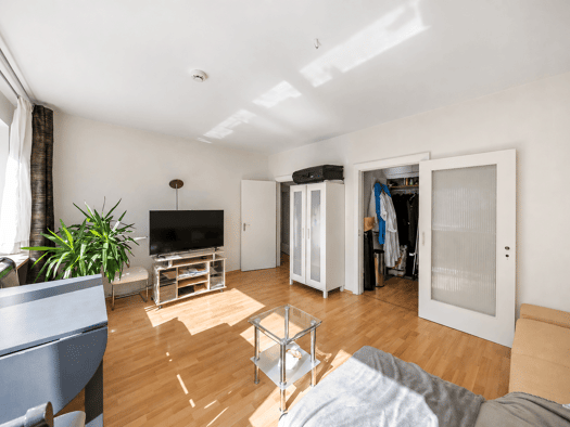 Wohnung zum Kauf 220.000 € 2 Zimmer 60,5 m² EG Barmbek-Nord Hamburg 22305