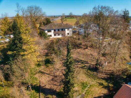 Einfamilienhaus zum Kauf 1.199.000 € 10 Zimmer 261 m² 2.245 m² Grundstück Nieder-Eschbach Frankfurt am Main 60437