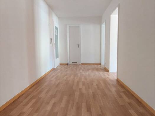 Wohnung zur Miete 790 € 3,5 Zimmer 84 m² Geschoss 2/4 frei ab 01.11.2025 Engen 78234