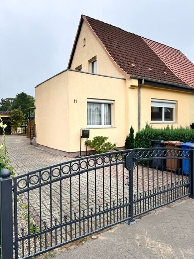 Doppelhaushälfte zum Kauf 379.000 € 5 Zimmer 110 m² 660 m² Grundstück frei ab sofort Hanne-Nüte-Weg 11 Reutershagen Rostock 18069