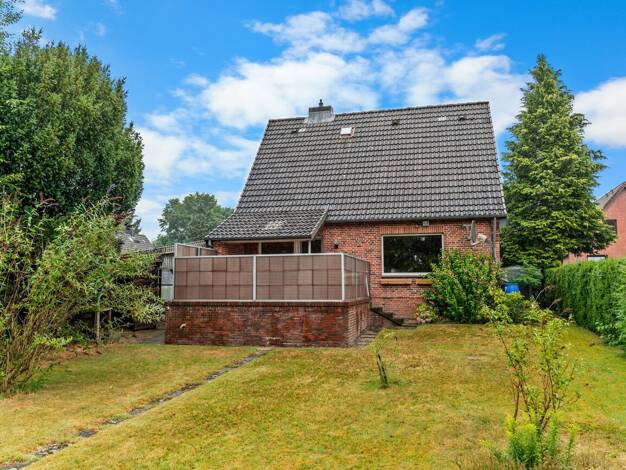 Einfamilienhaus zum Kauf 175.000 € 5 Zimmer 80,8 m² 705 m² Grundstück Hohenwestedt 24594