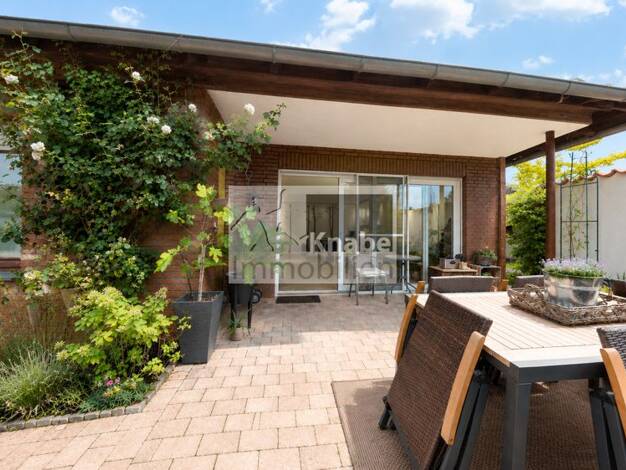 Einfamilienhaus zum Kauf 328.000 € 8 Zimmer 168,8 m² 827 m² Grundstück Neuenkirchen Melle 49326