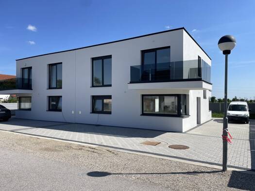 Doppelhaushälfte zum Kauf - Erstbezug 440.000 € 4 Zimmer 115,9 m² 331 m² Grundstück Ebenfurth 2490