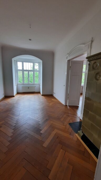 Wohnung zur Miete 1.195 € 5 Zimmer 204 m² 2. Geschoss frei ab sofort Alexander-Puschkin-Platz 4b Innenstadt Riesa 01587