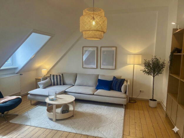 Wohnung zur Miete 1.195 € 2 Zimmer 76 m² 4. Geschoss Wiesbaden 65185