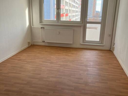Wohnung zur Miete 390 € 3 Zimmer 57 m² 11. Geschoss Julius-Leber-Ring 1 Roter Berg Erfurt 99087