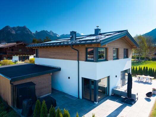 Einfamilienhaus zum Kauf 1.795.000 € 215 m² 610 m² Grundstück Saalfelden am Steinernen Meer 5760
