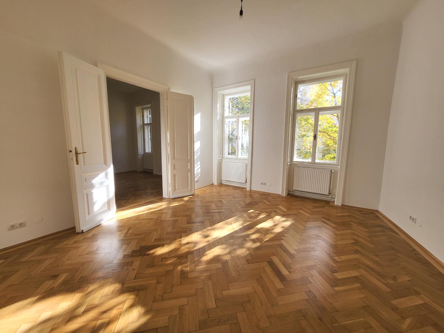 Wohnung zur Miete 1.537 € 4 Zimmer 135 m²<br/>Wohnfläche 1.<br/>Geschoss Wien 1090