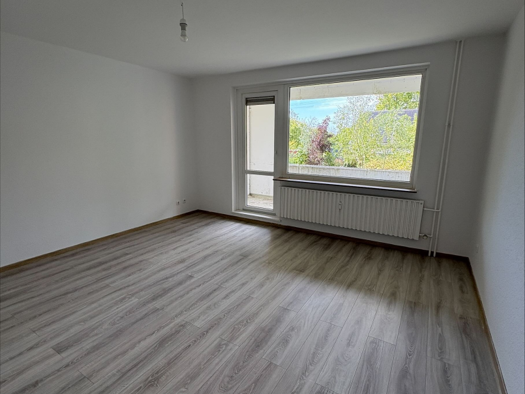 Wohnung zur Miete 479 € 3 Zimmer 70,7 m² 1. Geschoss Wilhelm-Leuschner-Straße 10 Borssum/Hilmarsum Emden 26725