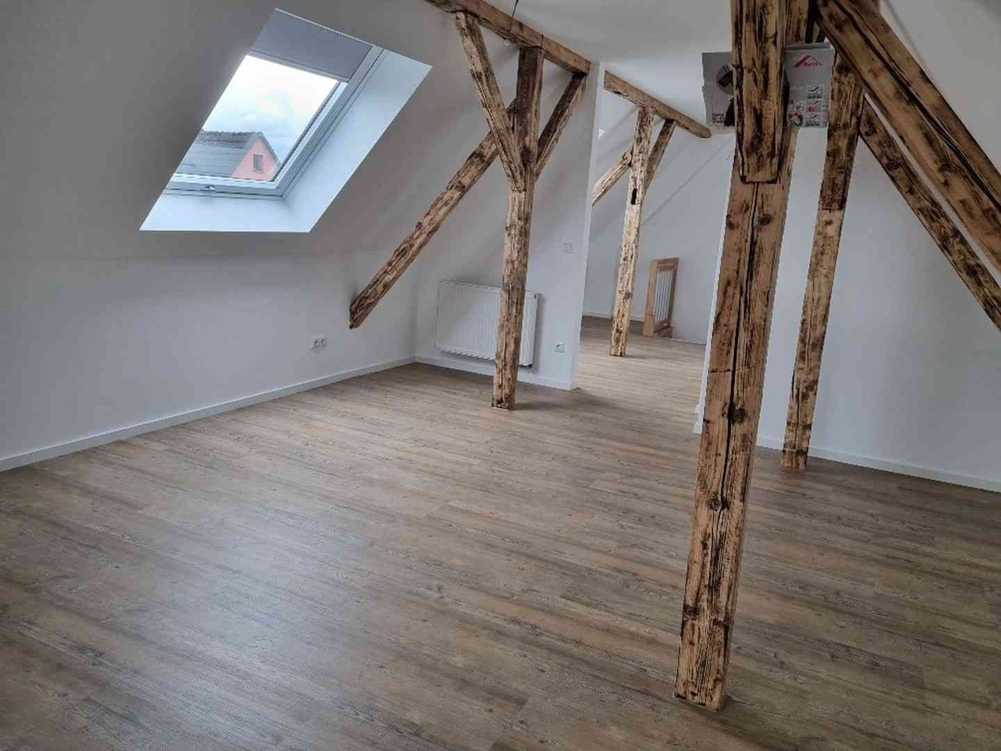 Wohnung zur Miete 700 € 3,5 Zimmer 105 m²<br/>Wohnfläche ab sofort<br/>Verfügbarkeit Luitpoldstr. Hirschaid Hirschaid 96114