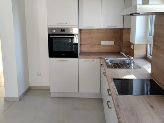 Wohnung zur Miete 1.640 € 3 Zimmer 103 m² Geschoss 2/3 frei ab 01.05.2026 Friedrichsdorf 61381