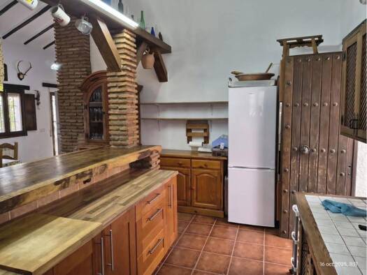Villa zum Kauf 609.000 € 4 Zimmer 228 m² >Diseminado Poligono 159 > Antequera 29260