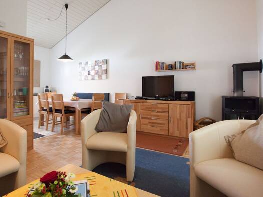 Ferienhaus zum Kauf als Kapitalanlage geeignet 84.900 € 3 Zimmer 73 m² Badstraße Falkenstein Falkenstein 93167