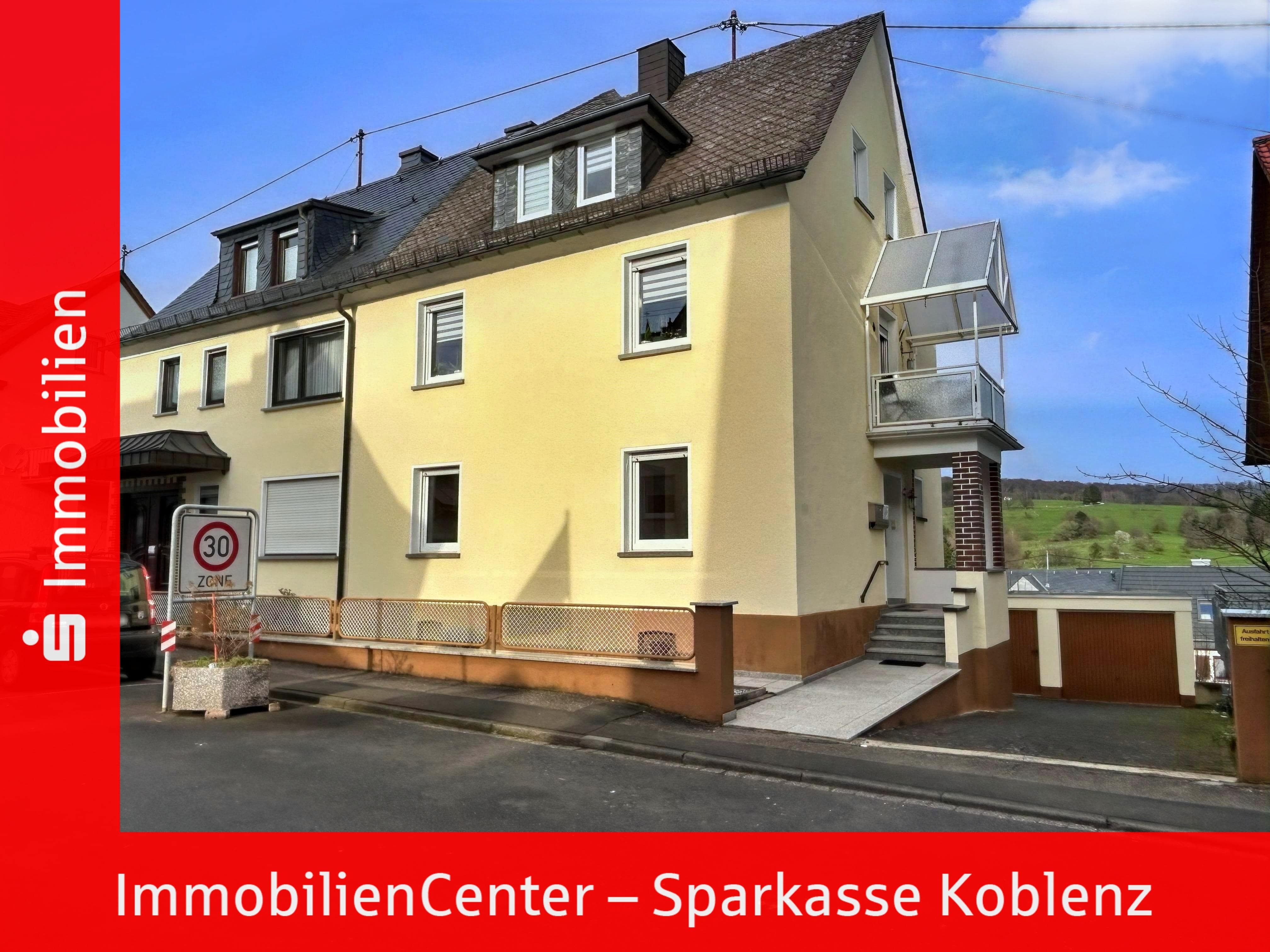 Mehrfamilienhaus zum Kauf als Kapitalanlage geeignet 479.000 € 10 Zimmer 327 m²<br/>Wohnfläche 681 m²<br/>Grundstück Kadenbach 56337