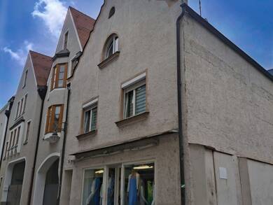 Wohn- und Geschäftshaus zum Kauf als Kapitalanlage geeignet 229.000 € 5 Zimmer 140 m² 86 m² Grundstück Schwandorf 92421