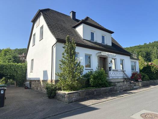 Einfamilienhaus zum Kauf 129.000 € 6 Zimmer 165 m² 400 m² Grundstück Gieselwerder Wesertal-Gieselwerder 34399