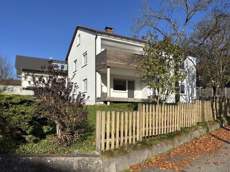 Mehrfamilienhaus zum Kauf 9 Zimmer 170 m²<br/>Wohnfläche 743 m²<br/>Grundstück ab sofort<br/>Verfügbarkeit Bad Wurzach Bad Wurzach 88410