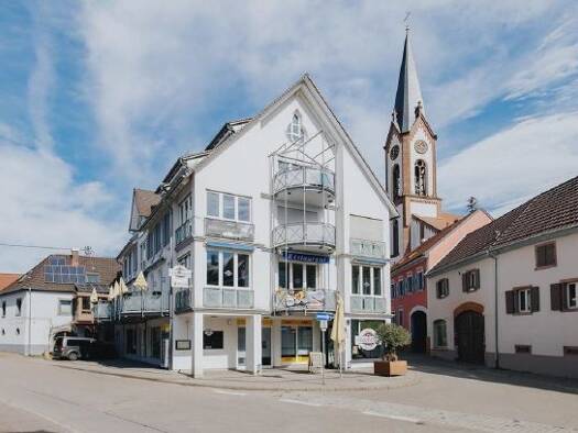 Büro zur Miete provisionsfrei 1.900 € 1 Zimmer 200 m² Bürofläche Am Kirchplatz 4 Ihringen Ihringen 79241