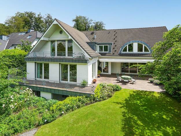 Einfamilienhaus zum Kauf 2.050.000 € 8 Zimmer 422 m² 3.309 m² Grundstück Hösel Ratingen 40883