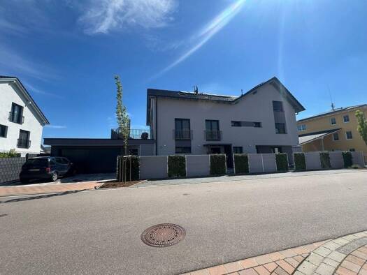 Doppelhaushälfte zum Kauf 996.000 € 16 Zimmer 270 m² 617 m² Grundstück Oberhausen Rheinhausen 79365