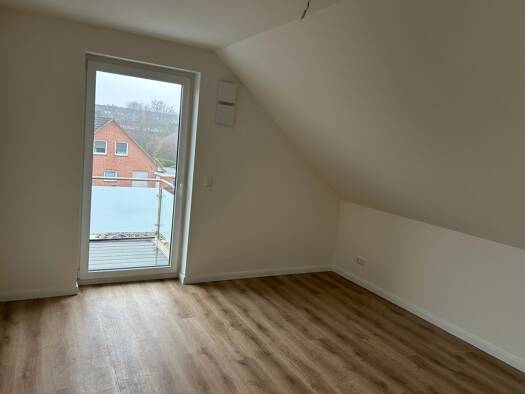 Wohnung zur Miete 1.160 € 3 Zimmer 83 m² Geschoss 1/2 frei ab 01.10.2026 Heide Heide 25746