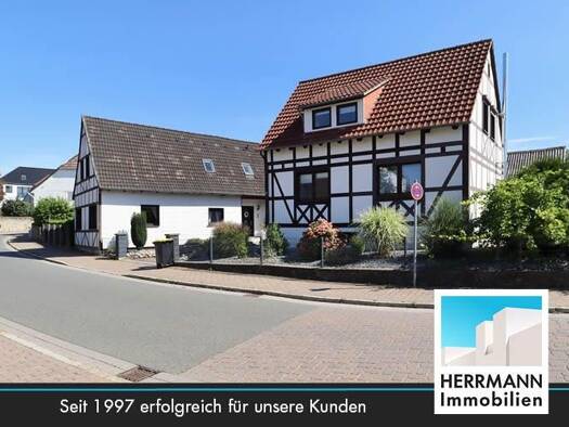Mehrfamilienhaus zum Kauf 490.000 € 8 Zimmer 300 m² 893 m² Grundstück Bennigsen Springe 31832