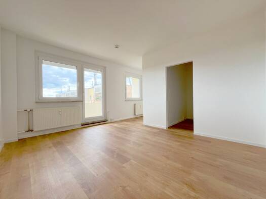 Wohnung zur Miete 230 € 1 Zimmer 38 m² Geschoss 10/10 frei ab sofort Moseler Straße 8 Pölbitz Zwickau 08058