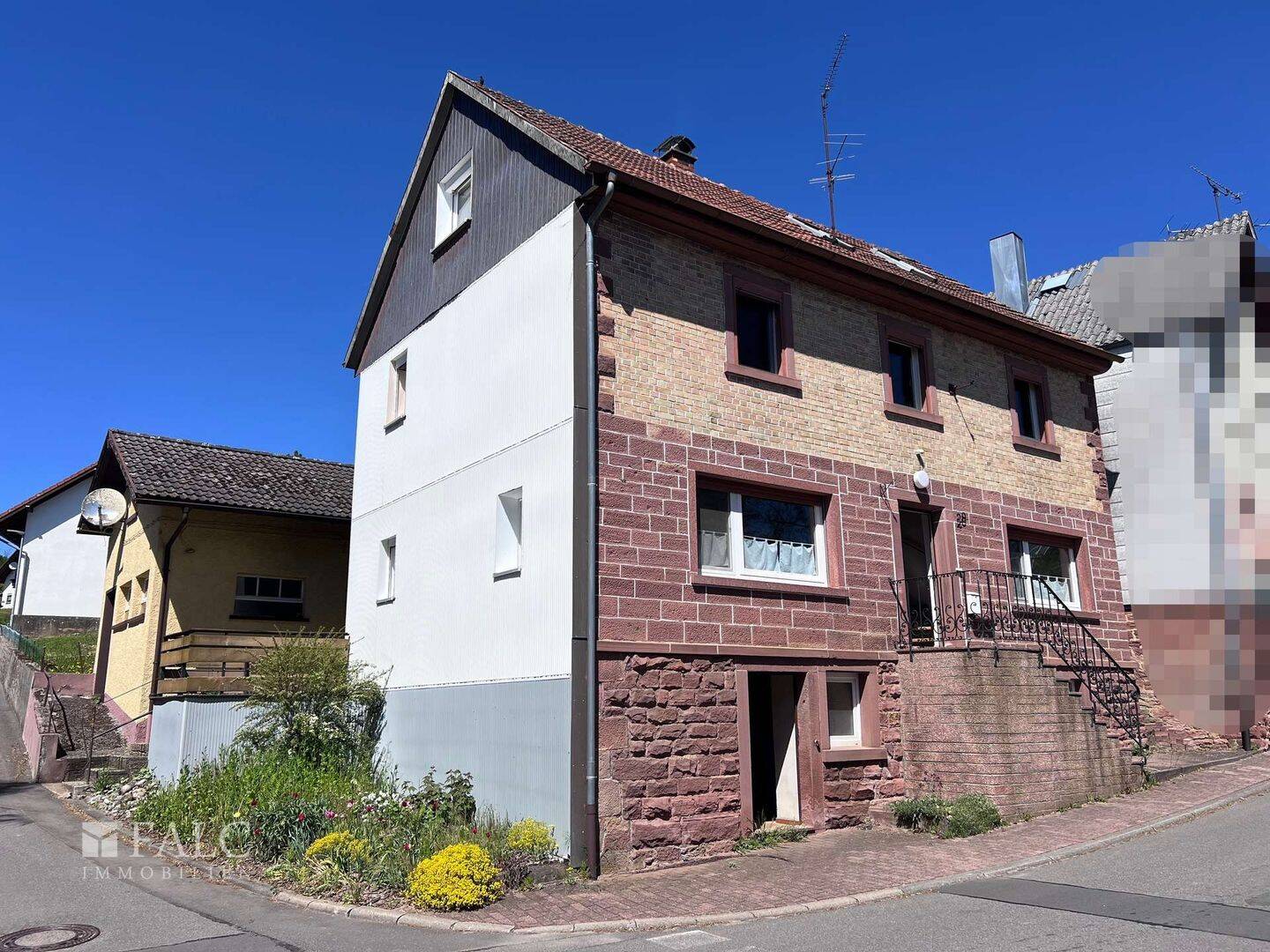 Einfamilienhaus zum Kauf - Ansicht 2