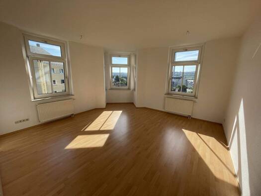 Wohnung zur Miete 450 € 3 Zimmer 80,1 m² 3. Geschoss frei ab sofort Martin-Luther-Straße 1 Stadtmitte Plauen 08525