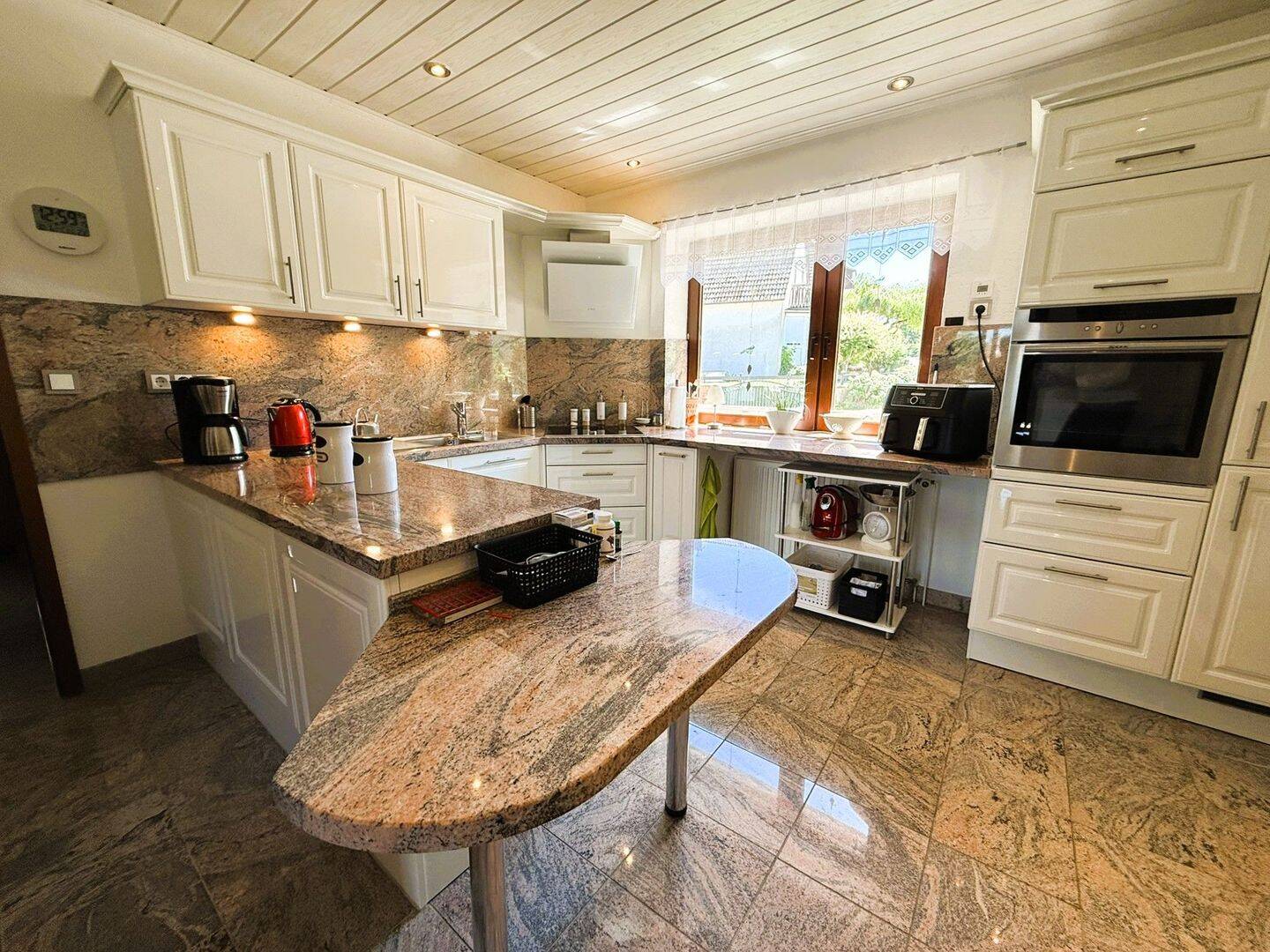 Property thumbnail 22