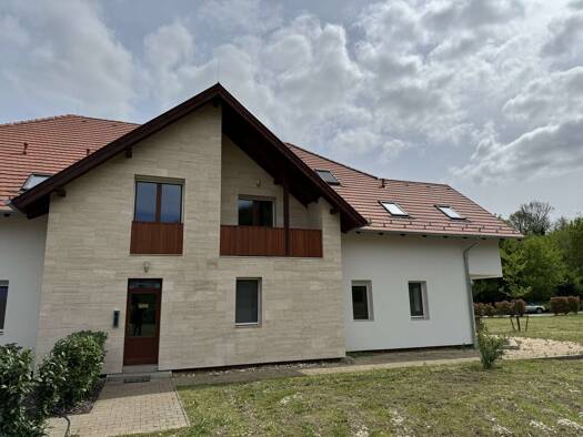 Studio zum Kauf - Erstbezug 221.500 € 3 Zimmer 72 m² 1. Geschoss frei ab sofort Zalacsány 8782