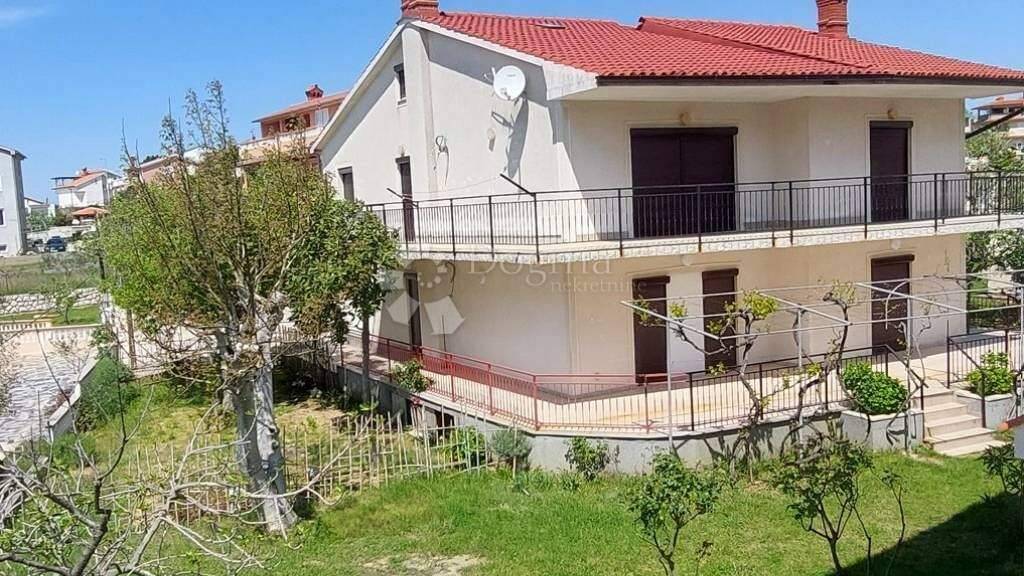 Haus zum Kauf 450.000 € 10 Zimmer 250 m² Rab