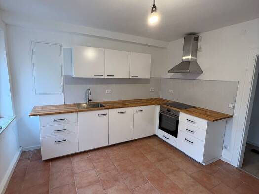 Wohnung zur Miete 1.200 € 4 Zimmer 96 m² Geschoss 1/3 frei ab 01.11.2026 Nördliche Mauerstraße 26 Schwabach Schwabach 91126