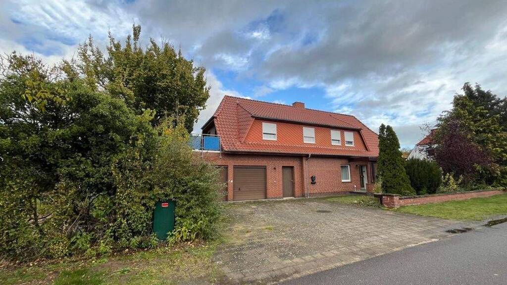 Mehrfamilienhaus zum Kauf 288.000 € 7 Zimmer 216 m² 1.250 m² Grundstück Drakenburg 31623