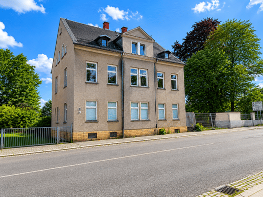 Mehrfamilienhaus zum Kauf 169.000 € 17 Zimmer 250 m² 1.040 m² Grundstück Bernhardstraße 10 Limbach-Oberfrohna Limbach-Oberfrohna 09212