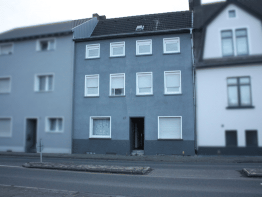 Reihenmittelhaus zum Kauf 398.000 € 10 Zimmer 176 m² 168 m² Grundstück Kolpingstraße 61 Blerichen Bedburg 50181
