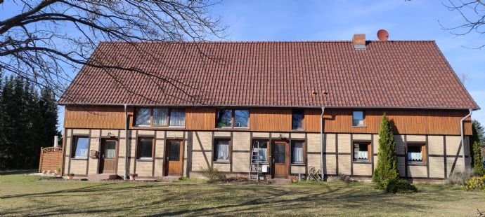 Mehrfamilienhaus zum Kauf als Kapitalanlage geeignet 350.000 € 9 Zimmer 343 m²<br/>Wohnfläche 3.548 m²<br/>Grundstück Babitz Wittstock/Dosse 16909