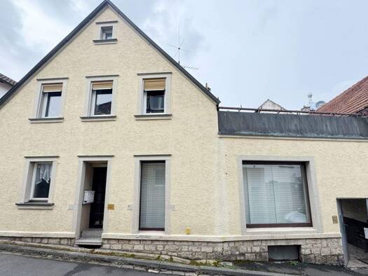 Einfamilienhaus zum Kauf 159.000 € 6 Zimmer 135 m² 397 m² Grundstück frei ab sofort Rimpar 97222